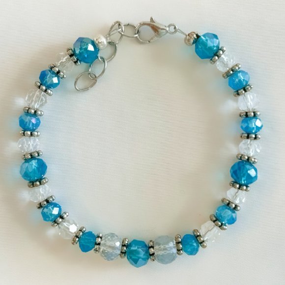 Turquoise Blue & Clear Bead Bracelet - Picture 2 of 3